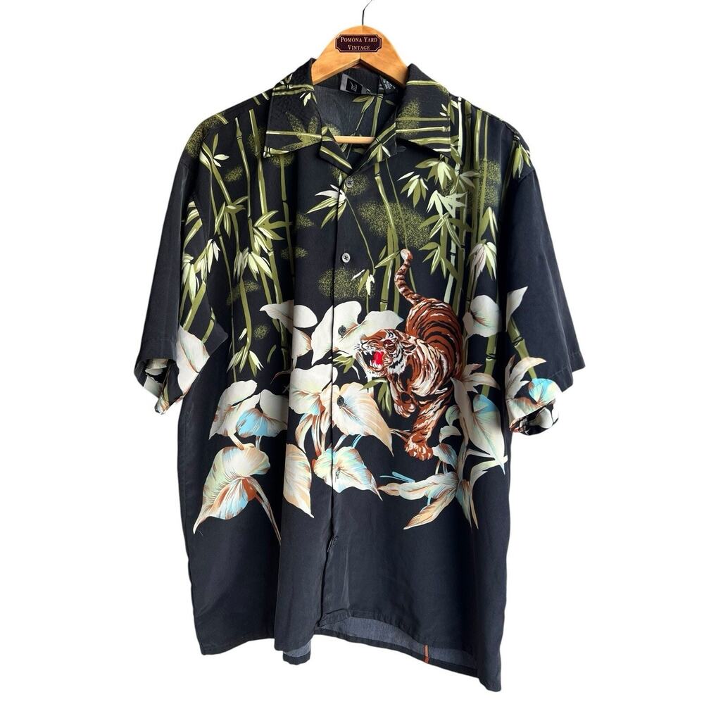 VTG Hawaiian Tiger Shirt Bamboo Jungle Forest Short Sleeve Size Medium OVERSIZED